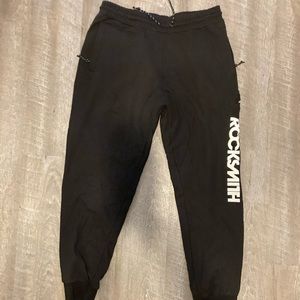Pre-own rock smith joggers 2xL